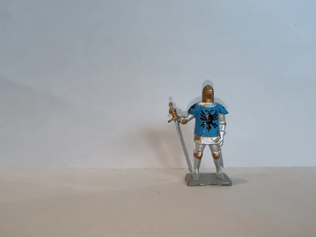 Starlux - Moyen-âge - Série 63 - Réf 6041 - Grimpeur Avec Hache  Vert Neuf Boite A9475