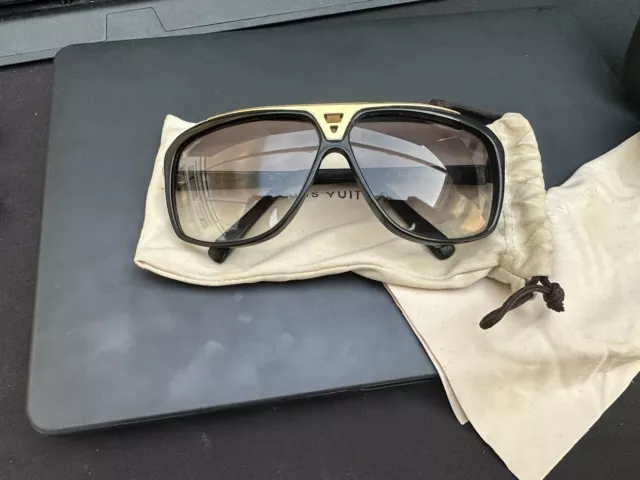 1.1 Evidence Sunglasses S00 - Accessories Z1811E