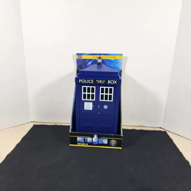 Doctor Who Tardis Cookie Jar With Light & Sound Effects Works NIB