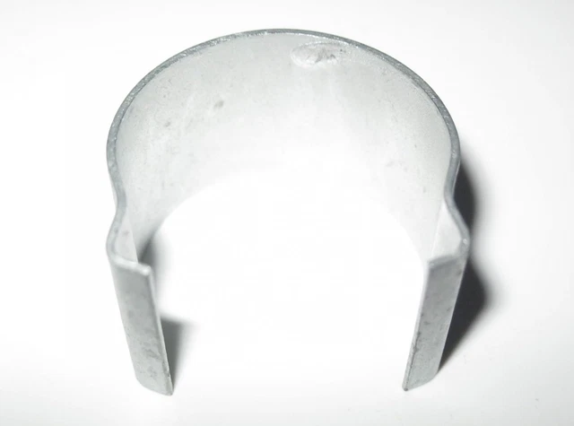 Charnière Porte Réservoir Carburant OEM 31265160 - Compatible Volvo V70 XC70 S60 S80 XC90