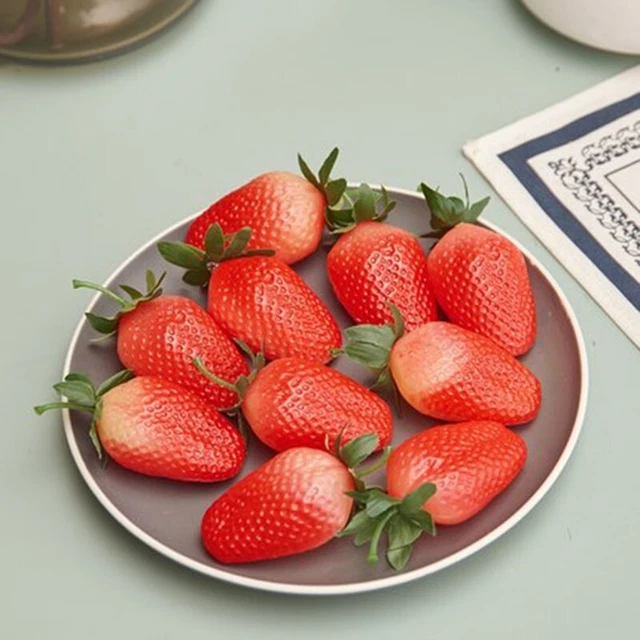 6 pz. di alta qualità Fragole artificiali perfette per decorazione vetrina negozio