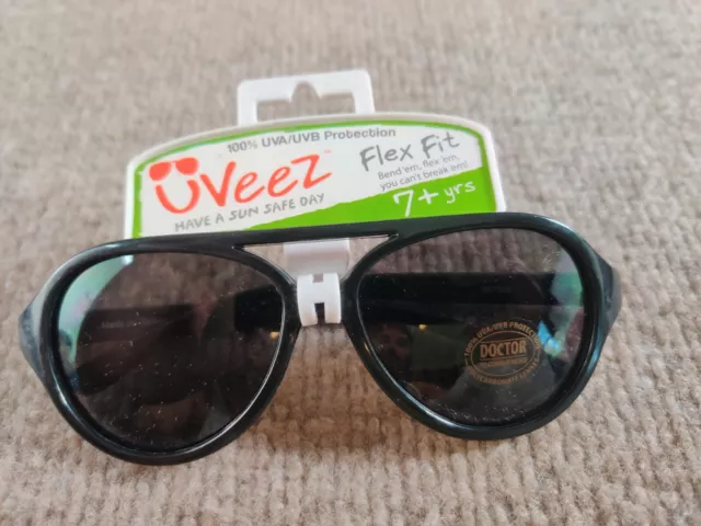 UVeez Classic Band Flex Fit Sunglasses Black 7+ Yrs Youth UVA/UVB Protection