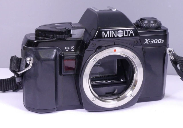 MINOLTA X-300s Body    (06625)