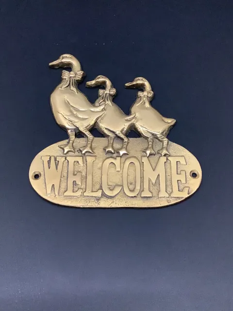 Vintage Mother Goose & Babies Brass Welcome Plaque 1987 Bows 4.5” x 4.75”