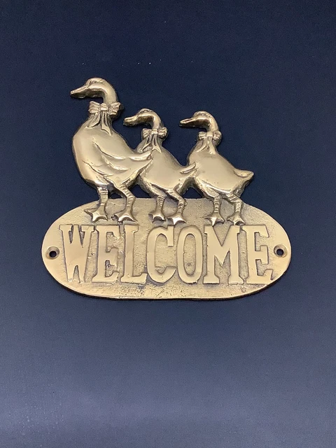 Vintage Mother Goose & Babies Brass Welcome Plaque 1987 Bows 4.5” x 4.75”