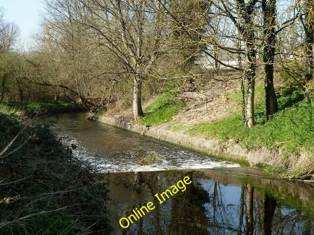Photo 6x4 Weir on River Wandle Mitcham Most of the flow here in a very dr c2012