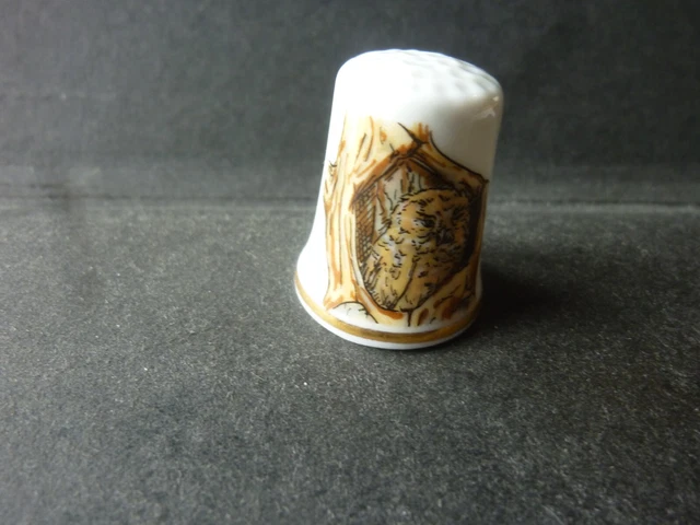 Dé à Coudre En Porcelaine Fine Birchcroft - Collection Voyage Tanzanie Avec Boîte Cadeau En Dôme - 10
