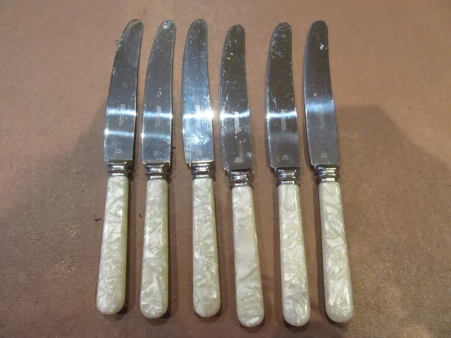 6 x Faux MOTHER OF PEARL  dinner knives 21 cm long Vintage/antique