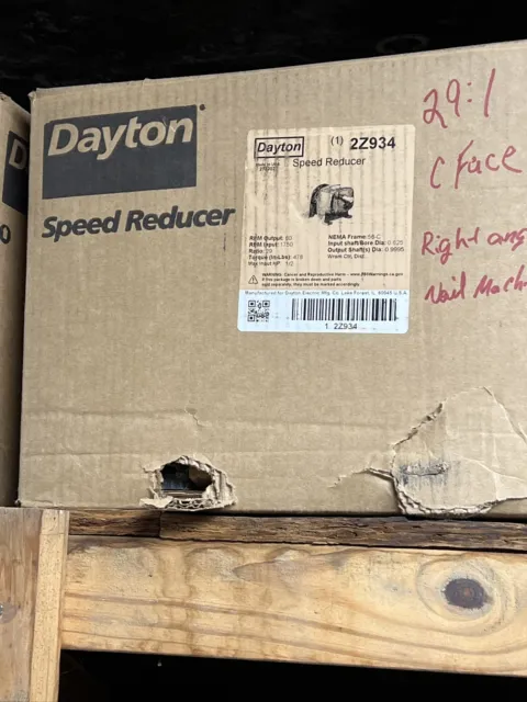 Dayton 2Z934 C-Face Speed Reducer, 56C Frame, 29:1 Ratio, 60 RPM