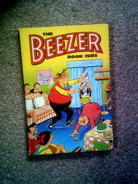 THE  BEEZER  Book ANNUAL 1985  Published 1984 Vintage Children's Book