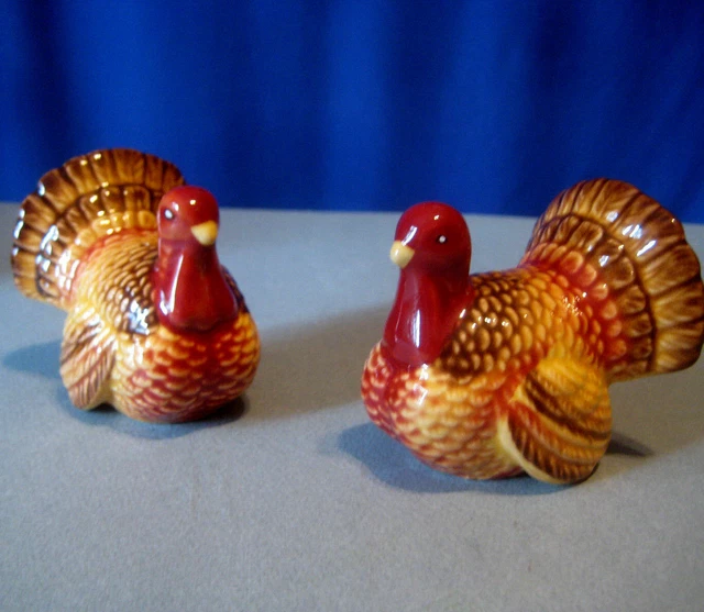 TURKEY Salt & Pepper SHAKERS Thanksgiving Fall Autumn decor birds SP4