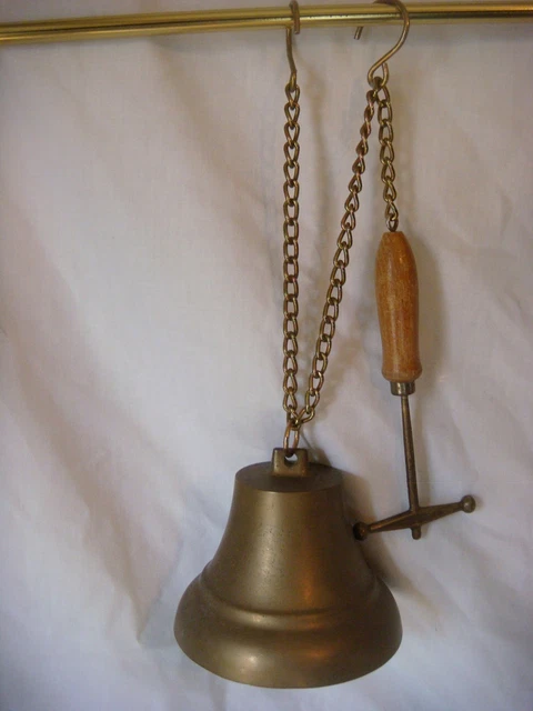 Campana Antigua Con Martillo En Bronce (#) 3