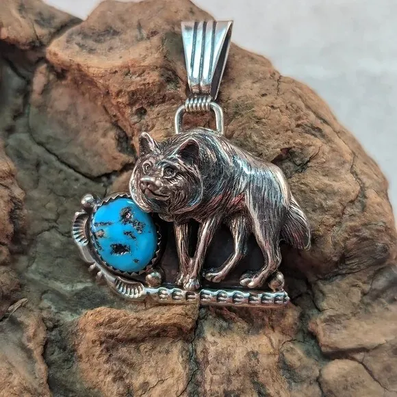 Vintage Turquoise Sterling Silver Native American Handmade Wolf Pendant Signed