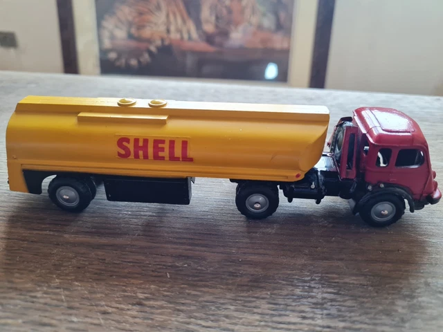 RENAULT Camionnette 1000kgs Boucherie par CIJ (réédition Norev) au 1/43