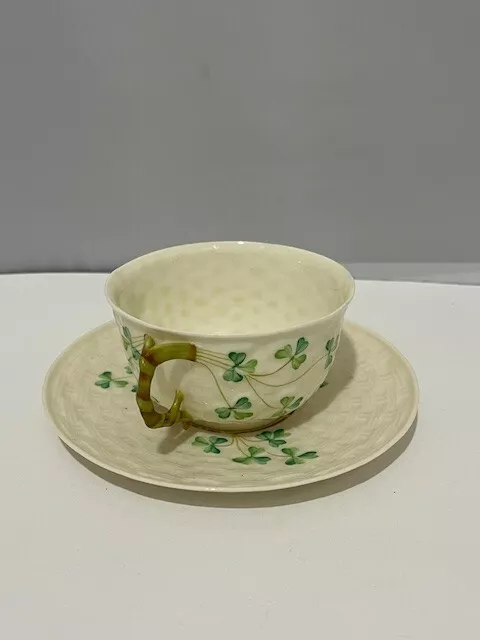 VTG Belleek Ireland shamrock clover basket weave tea cup-saucer AS IS-4 display