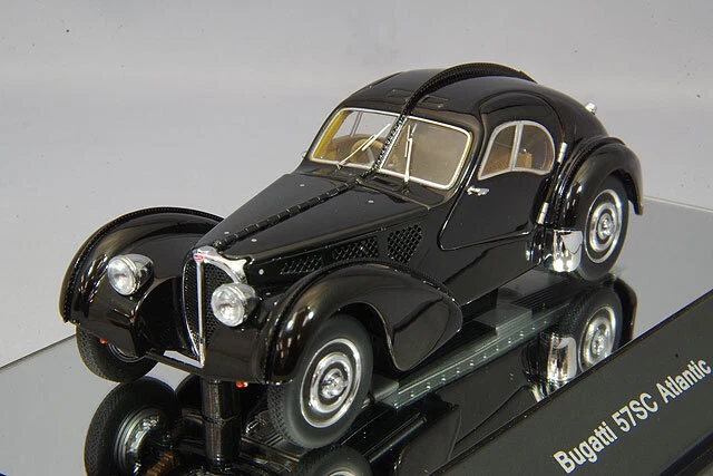 AUTOart 50946 - 1/43 Bugatti Type 57SC Atlantic (Noir Avec Jantes à Disque