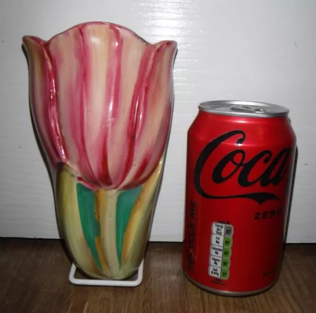 Rara tasca da parete Wade Heath dipinta a mano ""Tulipani"" art deco c1930