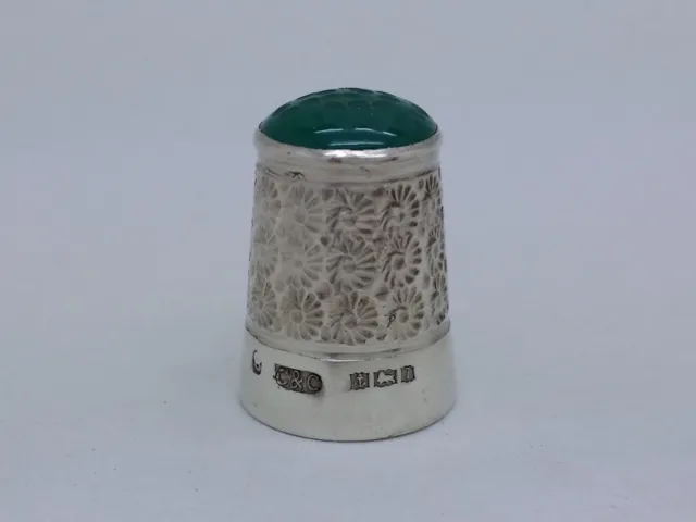 Solid Sterling Silver Green Stone Set Thimble by Cohen & Charles 1968 B'ham - 5g