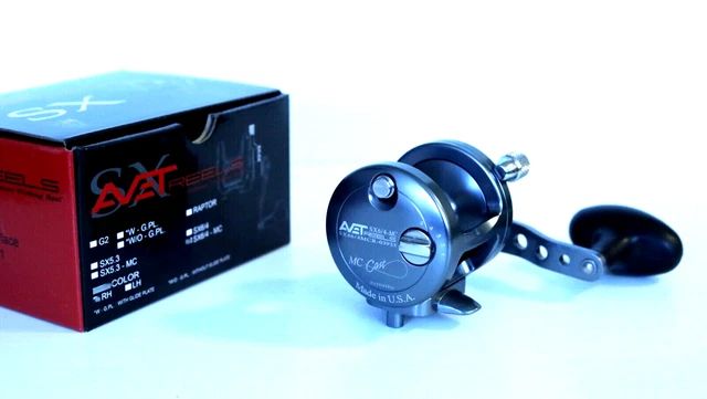 Avet SX6/4 MC Cast Two-Speed Lever Drag Reel SX6/4MC Right Hand - GUNMETAL
