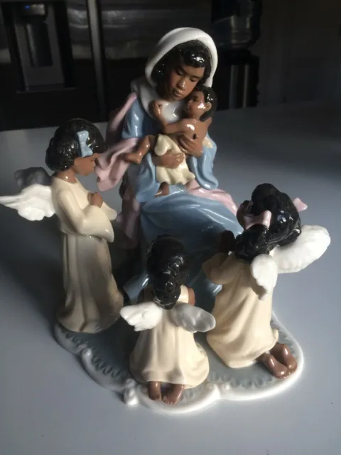 Porcelain African American Mother, Baby and 3 Angels Sculpture Lladro Style