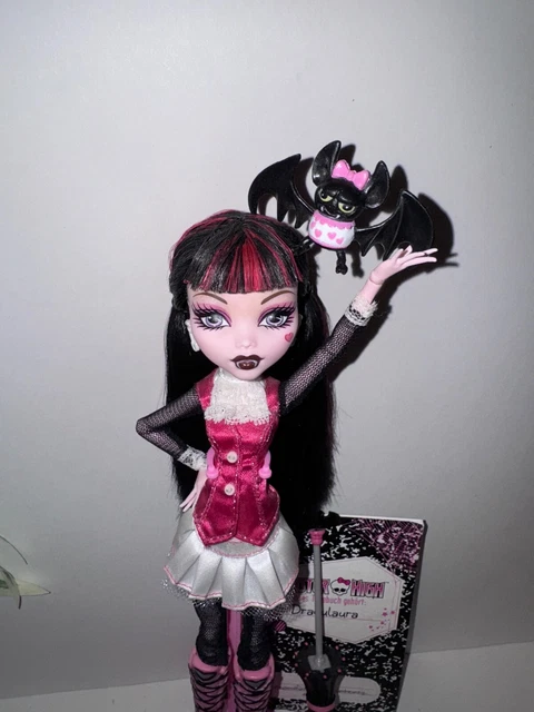 MONSTER HIGH FIRST Wave Basic Draculaura Doll 2009 Gold Elastics EUR ...