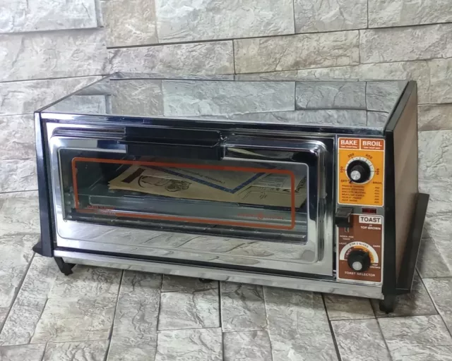 Vintage GE General Electric Toast N' Broil Toaster Oven, Model T26 EUC