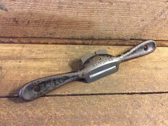 A Stanley No64 Flat Bottom Spokeshave 2