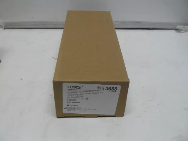 Corning Costar 3688 assay plate 96 well half area with lid flat bottom new