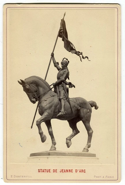LA STATUE ÉQUESTRE de Jeanne d'Arc d'Emmanuel Frémiet. Vers 1875 EUR 29