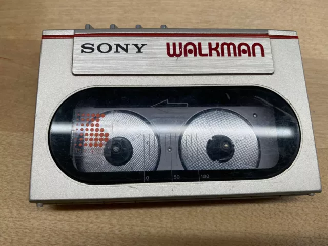 VTG 1983 Sony Walkman WM-10 Cassette Player AS IS For Parts or Repair VTG 1983 Sony Walkman WM-10 Cassette Player AS IS For Parts or Repair