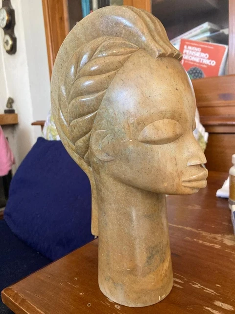 scultura in pietra