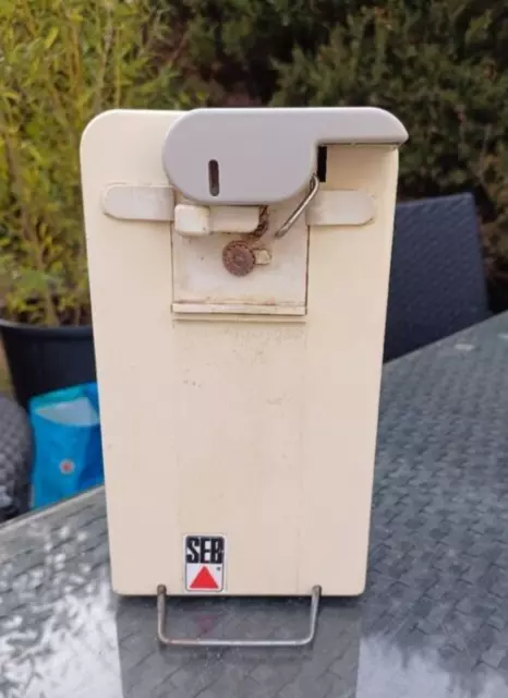 Ouvre-boîte électrique vintage Seb fonctionne très bien