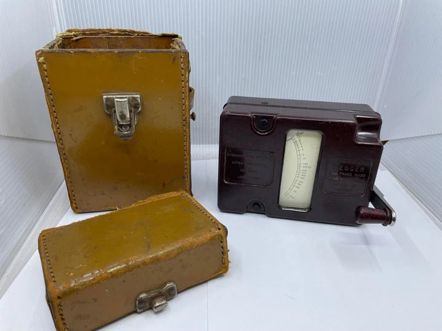 Generatore manuale vintage Bachelite Evershed & Vignoles Ltd Londra 500 Volt MEGGER