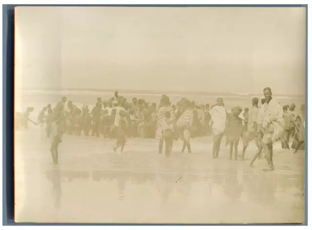 Sénégal, Saint Louis, Plage de Guet-Ndar, Baleine  Vintage citrate print Tirag