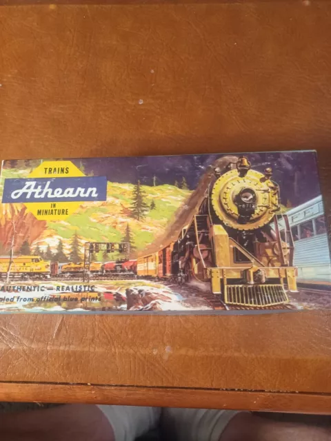 Vintage Athearn  HO train  miniature parts  pieces beautiful box  DD box car  T1