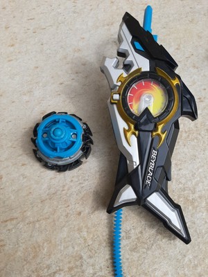 toupie beyblade burst turbo
