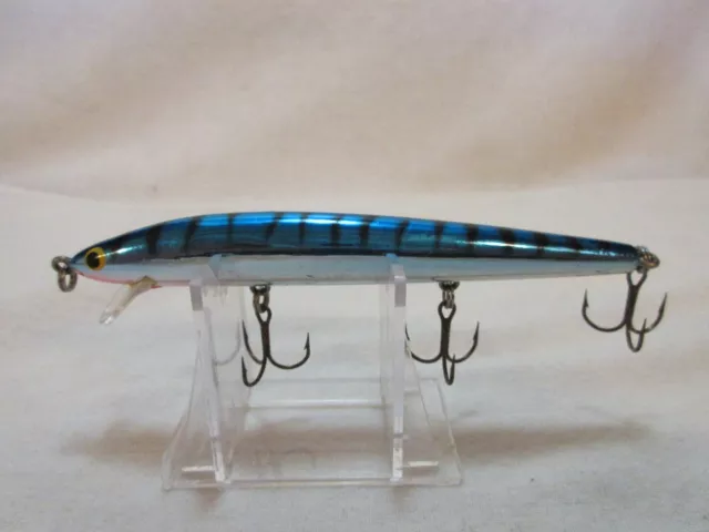 https://www.picclickimg.com/x2kAAOSw0flkoy1-/Vintage-Bagley-Bang-O-Lure-5-Blue-Tiger-on-Chrome.webp
