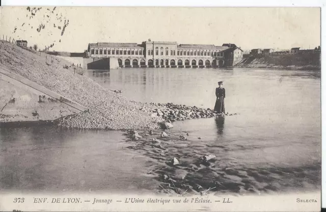 CPA - Environs de LYON - JONAGE (69) L'Usine Electrique vue de l'Ecluse - ANIMEE