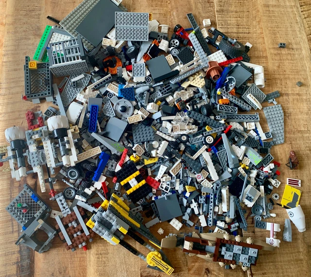 LOT 2,1 KG DE LEGO 100% Star Wars - vaisseaux incomplets et diverses pièces