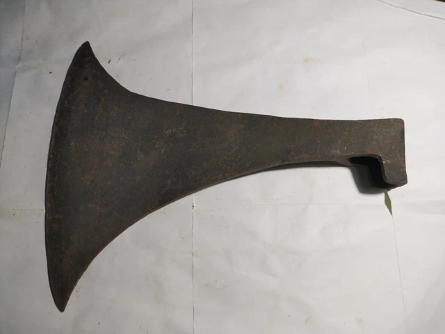 ANCIENNE HACHE DE charpentier ou autre ! Début XX siècle acier et