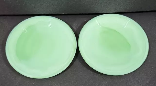 Two Akro Agate 3" Green Plates Concentric Ring Child's Toy Tea Set Slag Glass
