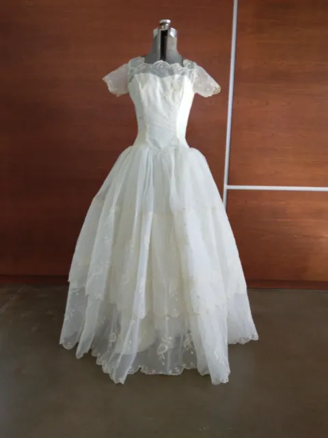 Vintage 1950's Jackie Kennedy Style Ivory Wedding Gown sz 8-10