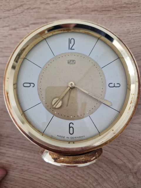Alter DDR Wecker UMF VEB Uhrenwerk Ruhla Made in Germany vor 1973 hergest Metall