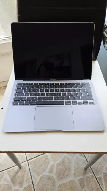 Apple MacBook Air 13" (512 Go SSD, M1, 8 Go) Laptop - Gris sidéral -...