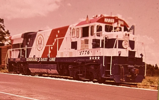 Vtg 35mm Slide Seaboard Coast Line Railroad Train Engine 1776 Charleston SC Dup