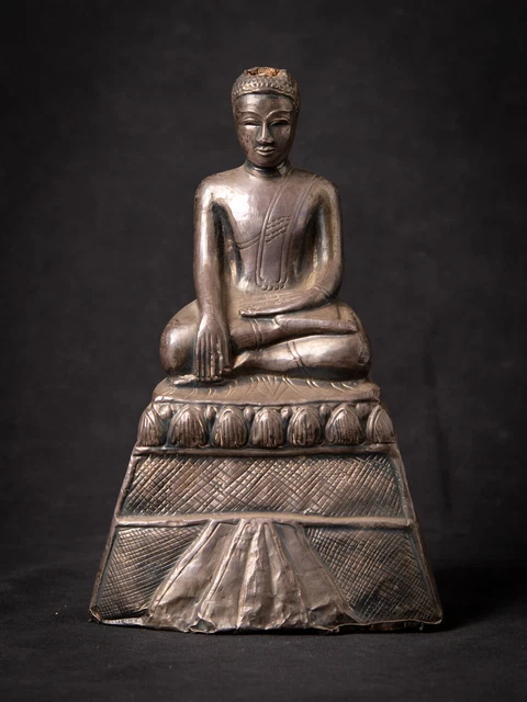 Antique silver Thai Buddha statue from Thailand, 18th century