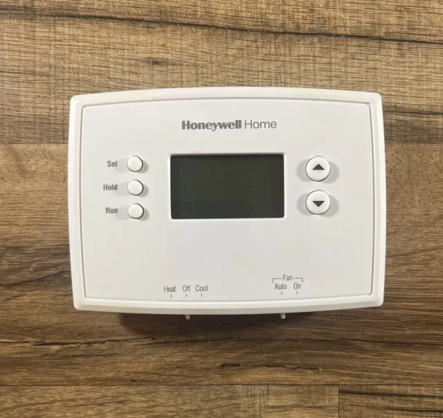Honeywell home RTH221B 1-Week Programmable Thermostat with Digital Display