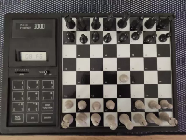 Schachcomputer Scisys Chess Partner 3000 mit Figuren und Anleitung und OVP