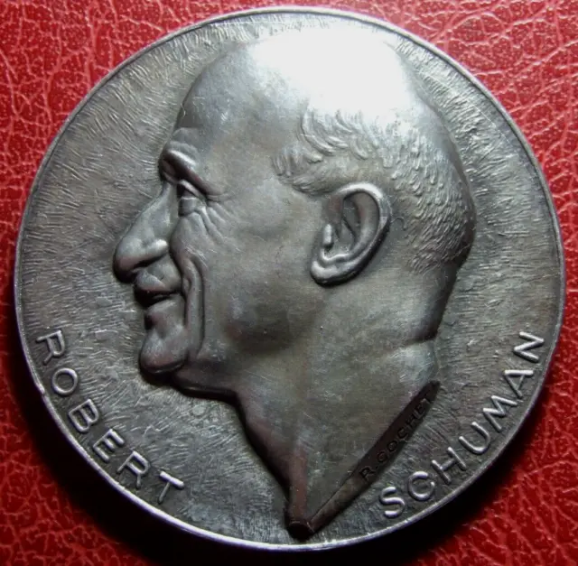 Art Deco Robert Schuman one of founders of European Union silver pl medal COCHE