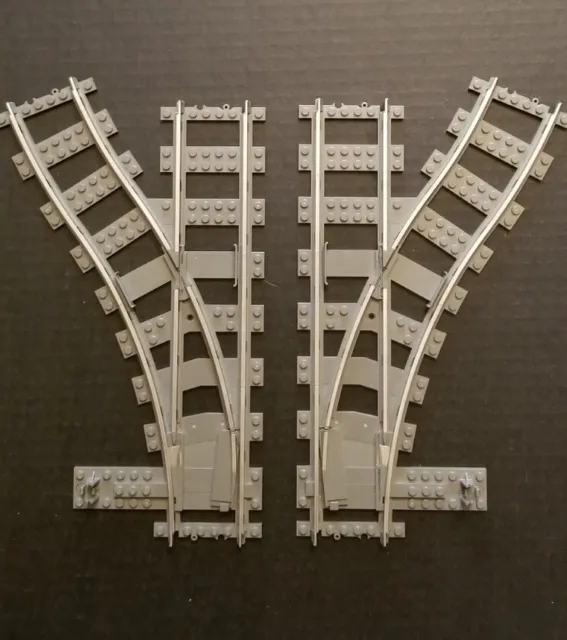 Lego World City Train Tracks Lot 9V 4520 4515 4531 4519 - 37 pieces!!!